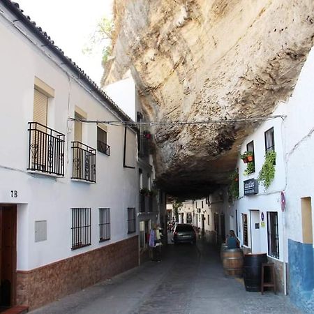 La Roca Encantada Setenil De Las Bodegas Екстер'єр фото